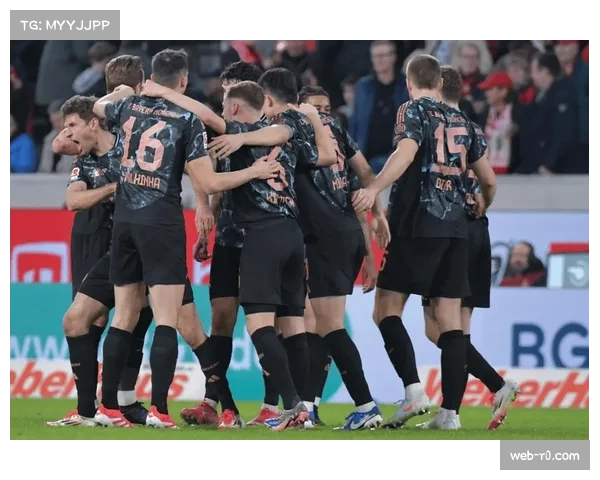 德甲积分榜更新：拜仁扩大领先优势，保级区三队同分